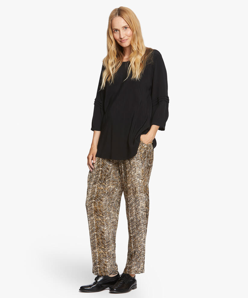 BEATE SHIRT, Black