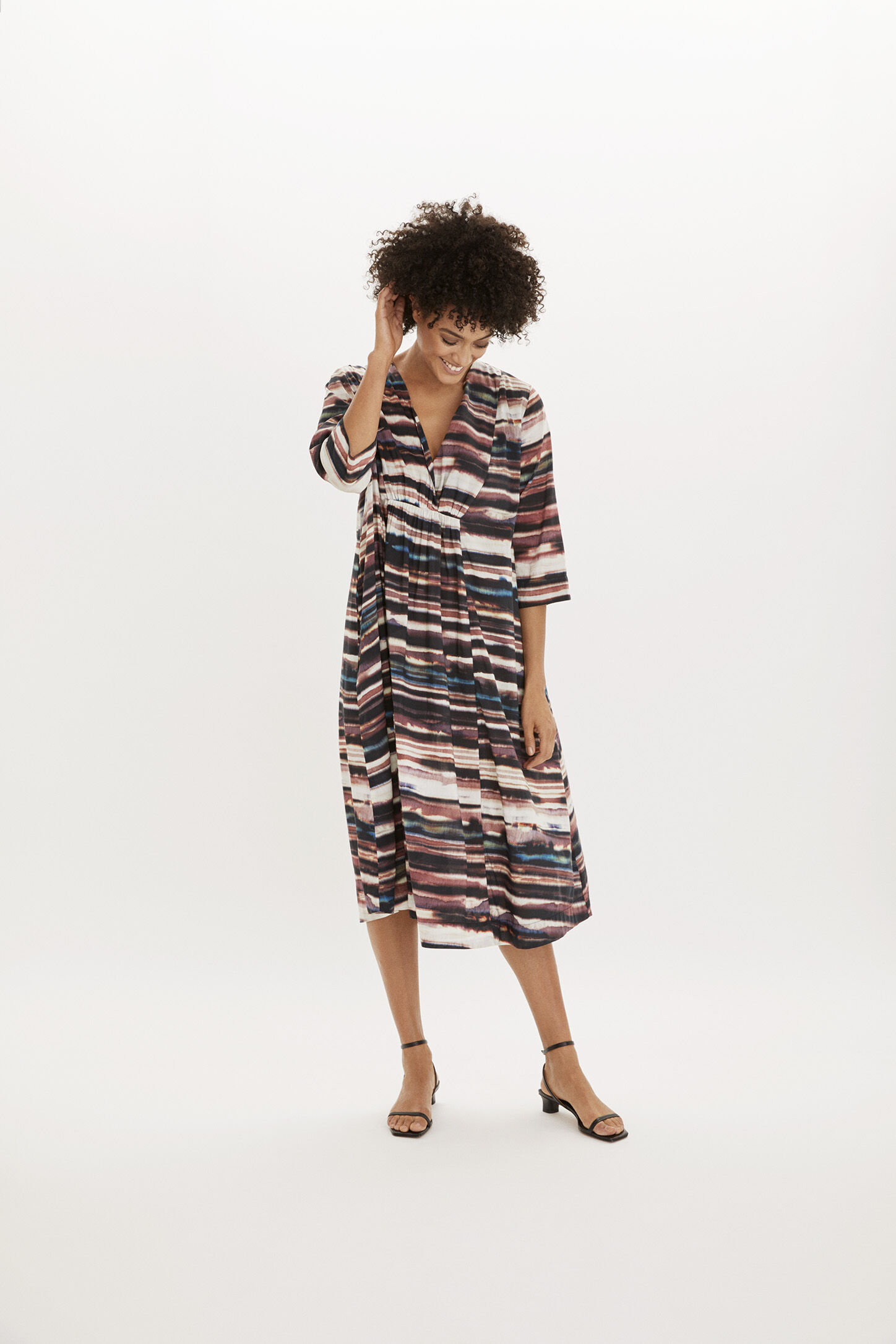 NEILA KLEID, Mesa Rose