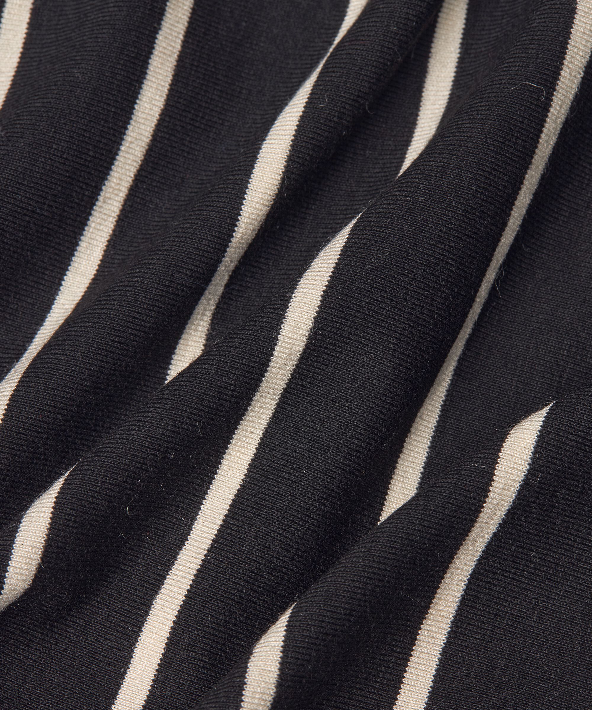 Gestreiftes T-Shirt mit Rundhalsausschnitt, Black