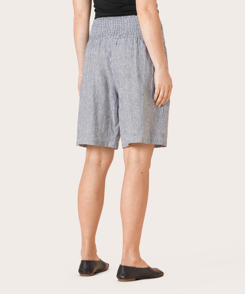 PINJA SHORTS, Black