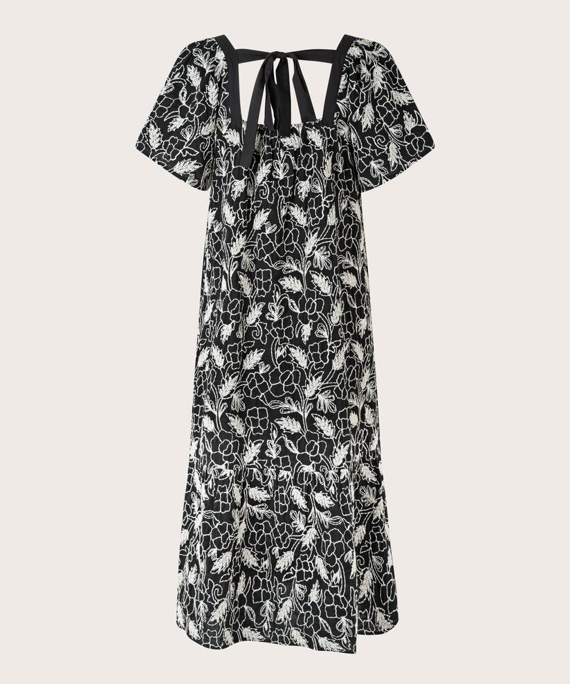 Neia Kleid, Black