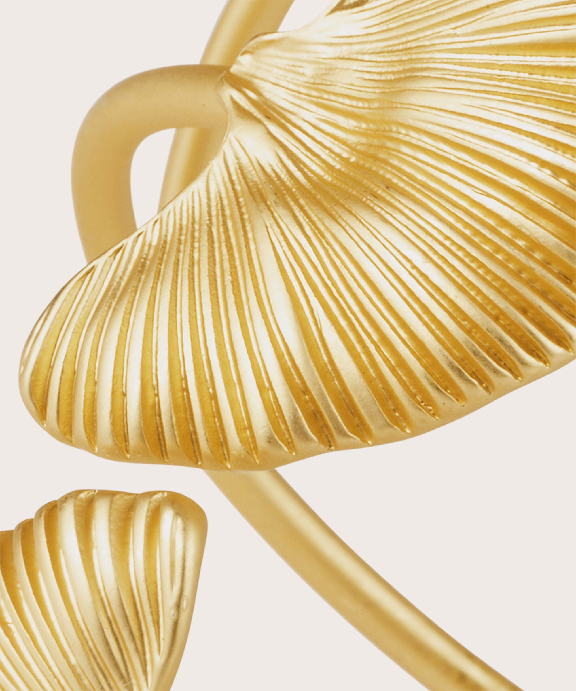 vergoldetes Armband mit Blattmuster, Gold