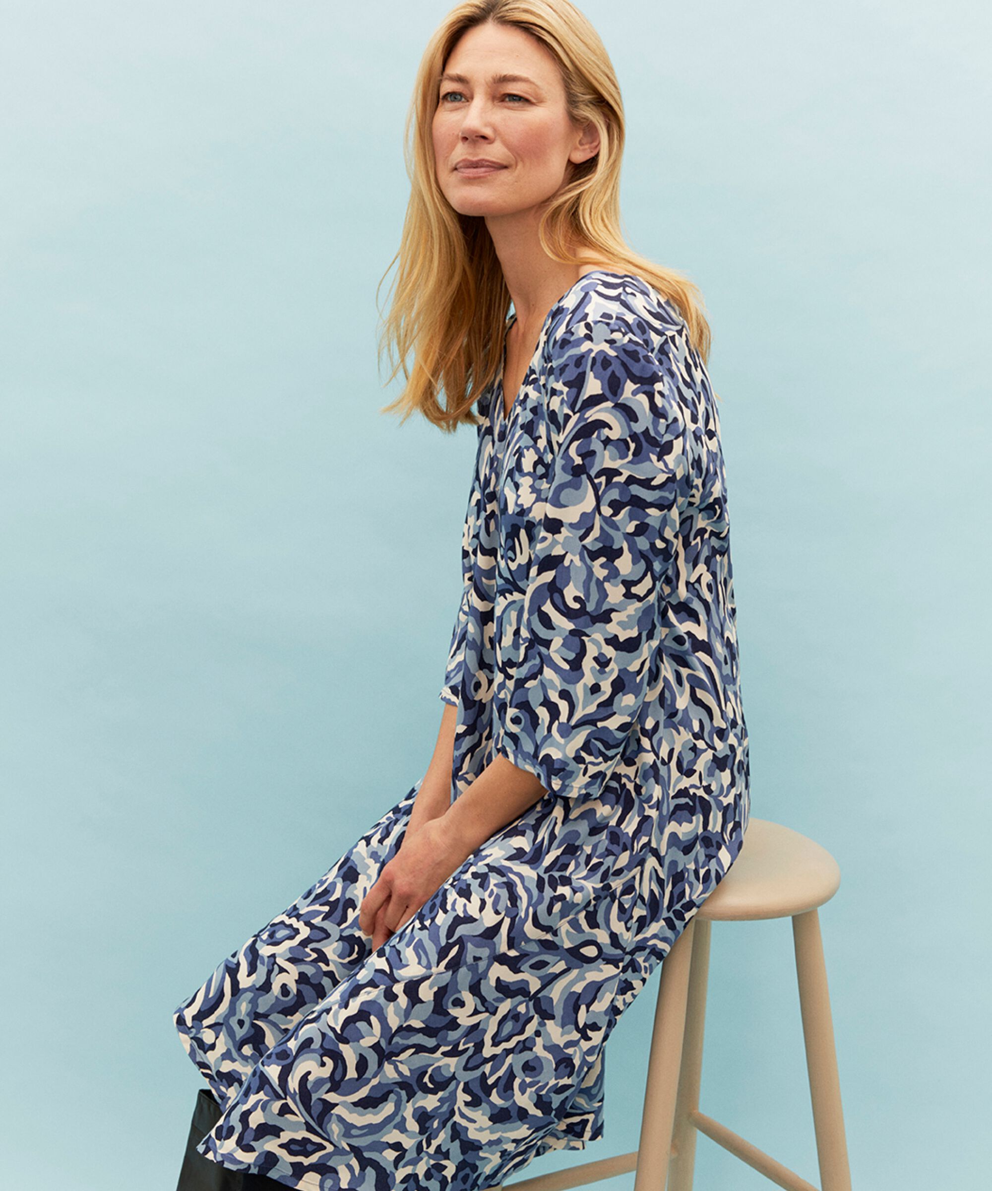 gemustertes Kleid mit Dreiviertelärmeln, Ashley Blue