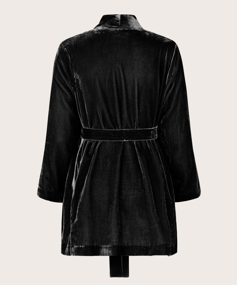 Johanna Jacke, Black