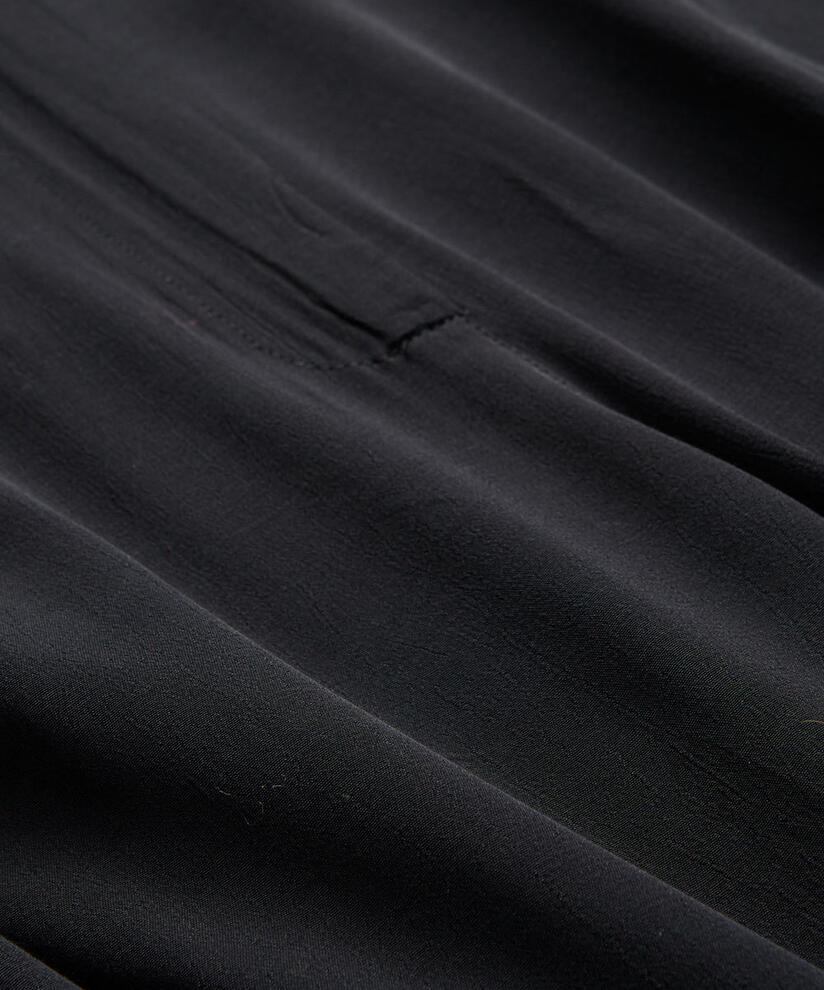 PERINUA HOSE, Black