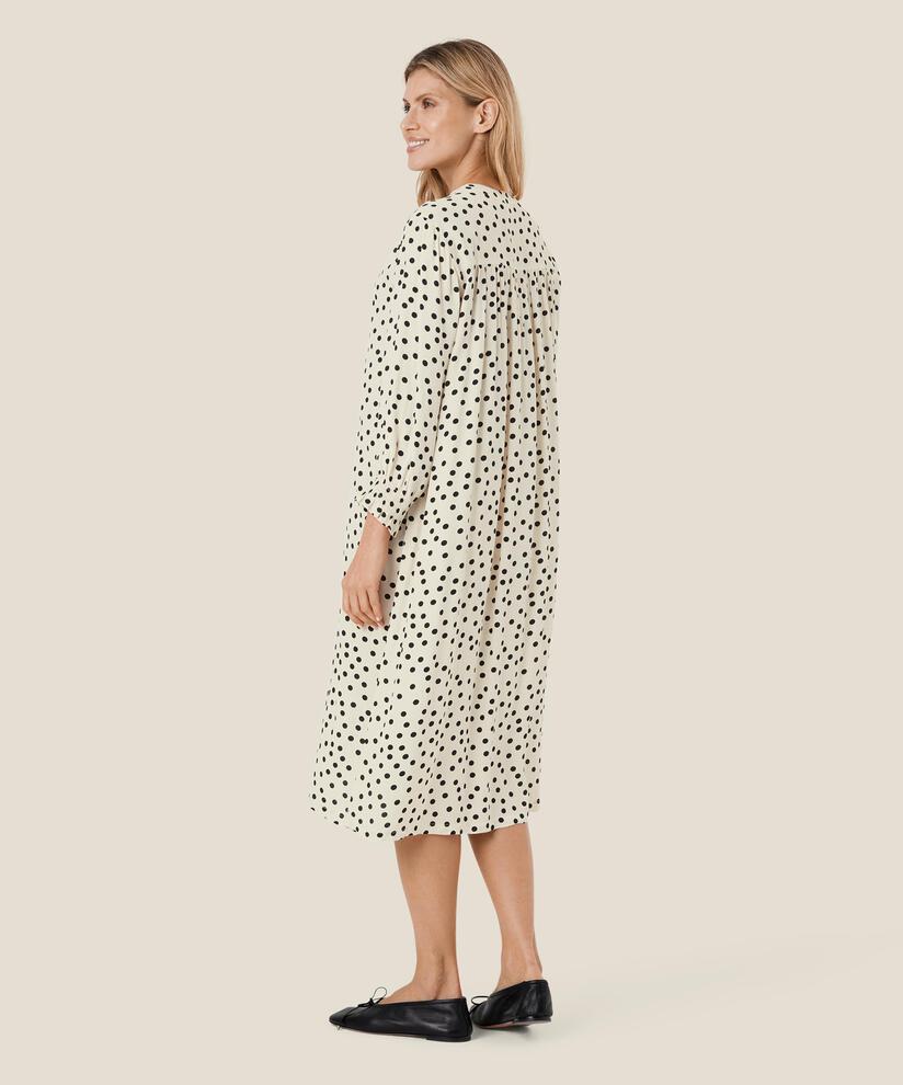Nukalos Kleid, Whitecap