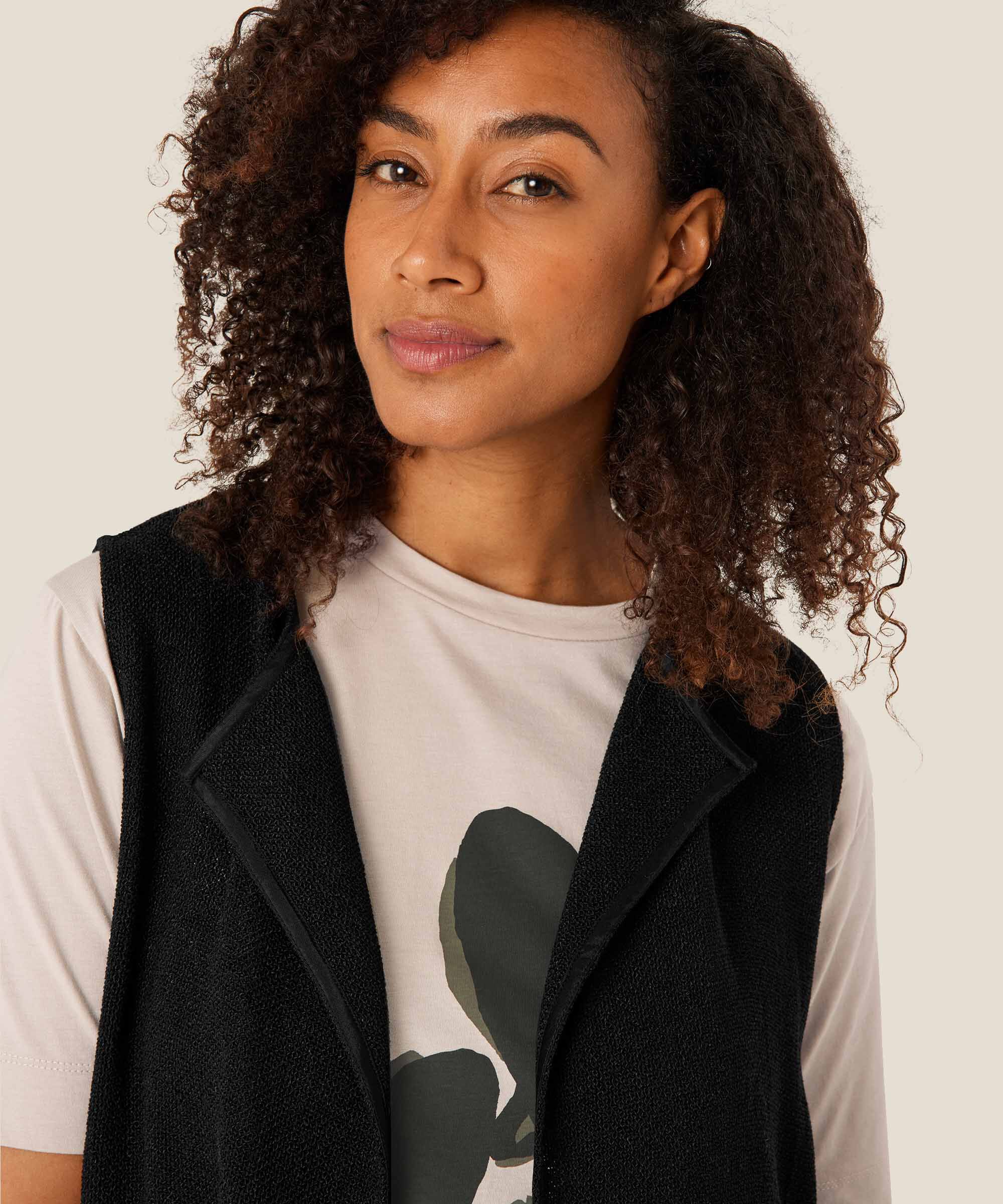 Lange, Offene Bouclé-weste, Black