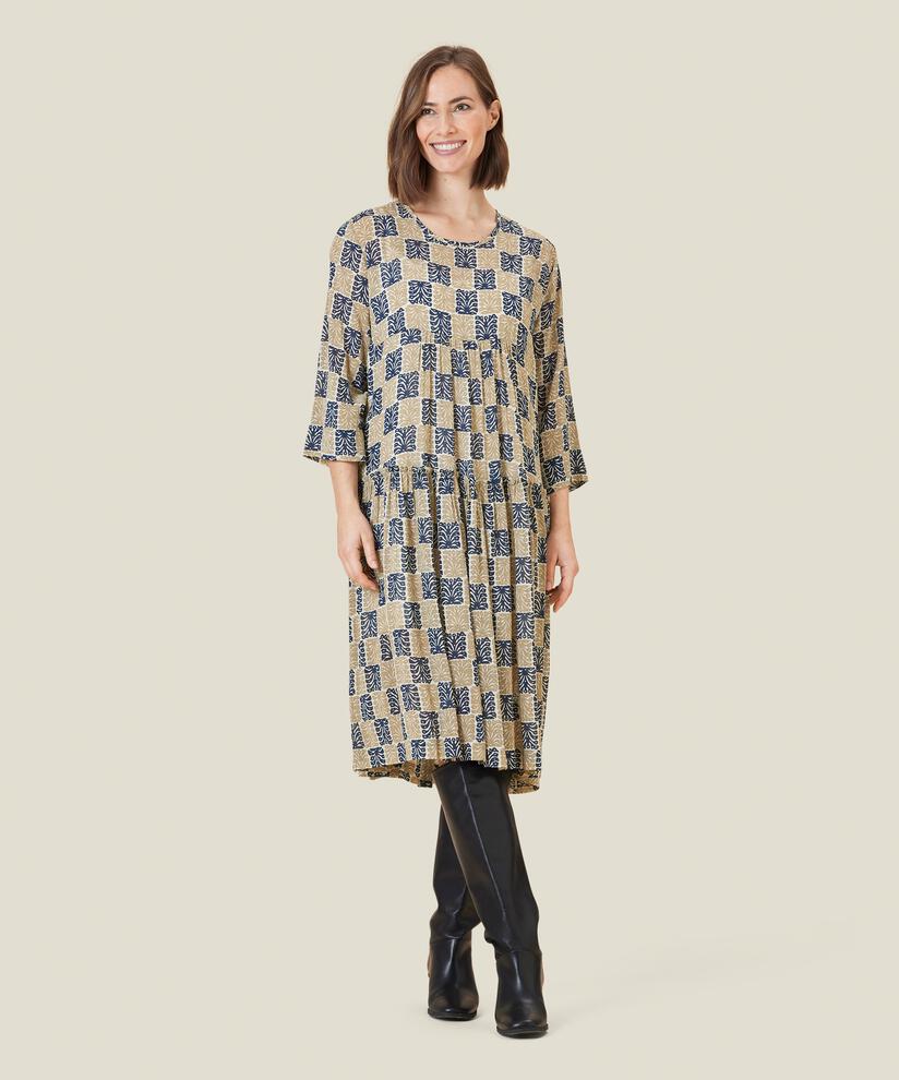 NYKIA KLEID, Travertine