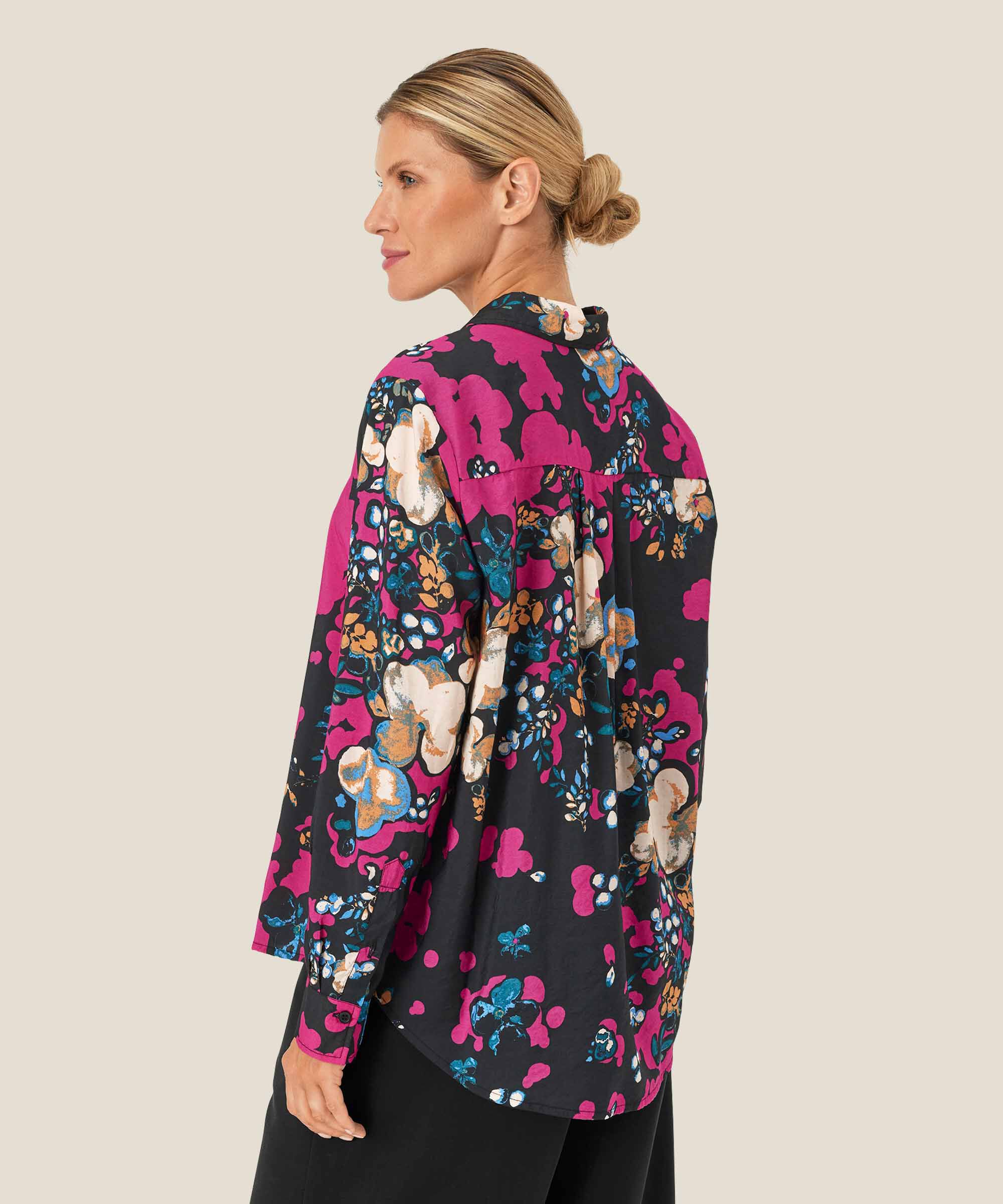 Bedrucktes Viskosehemd mit Falten auf der Rückseite, Fuchsia Red