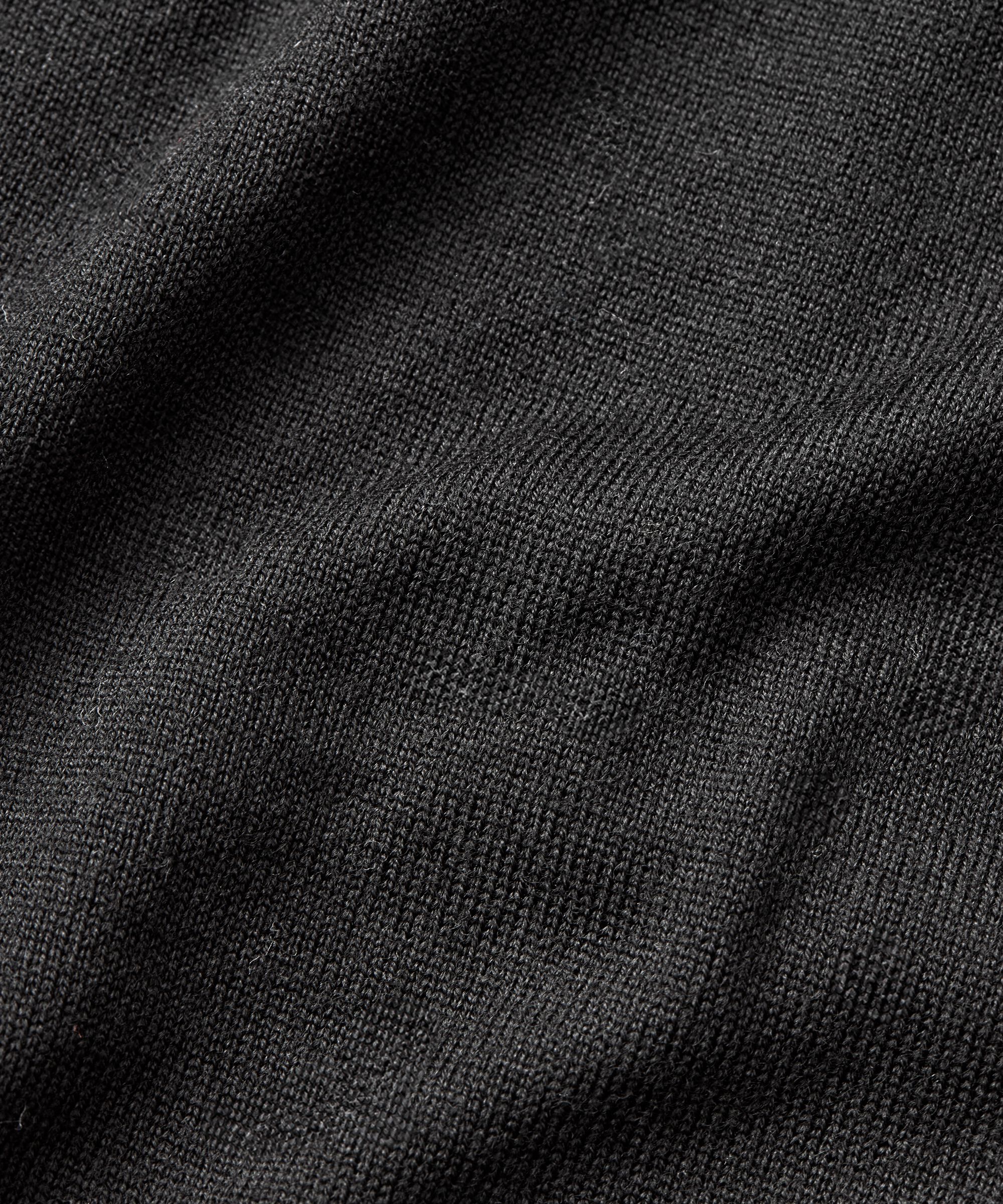 Strickpullover aus Wolle mit V-Ausschnitt, Black