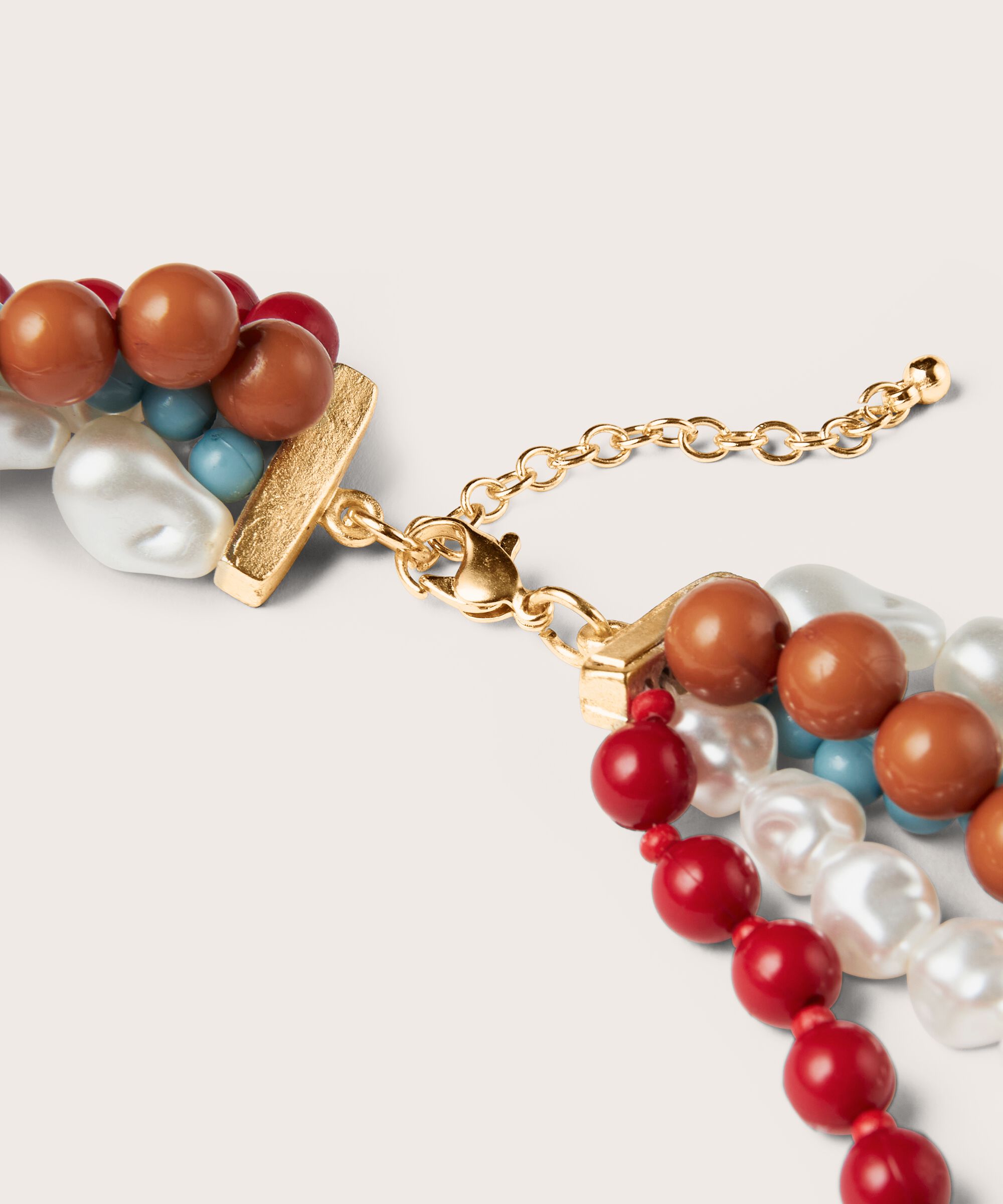 Halskette mit farbigen Perlen, Aqua