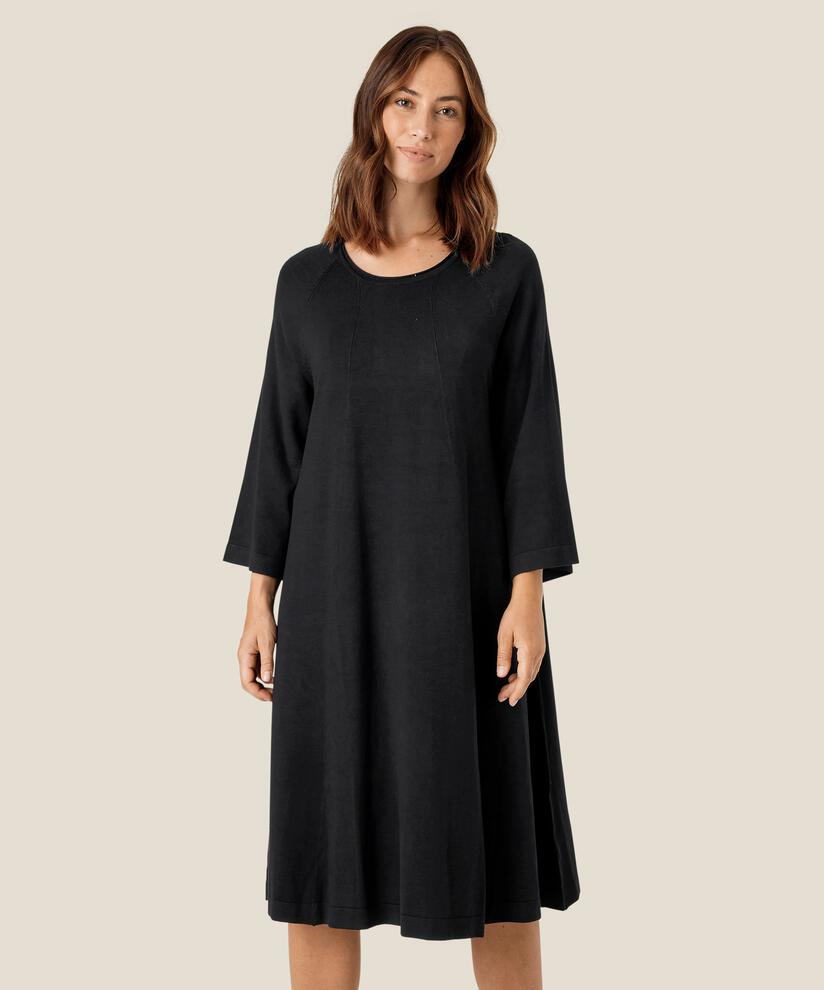 Feinstrickkleid mit 3/4 Ärmeln, Black