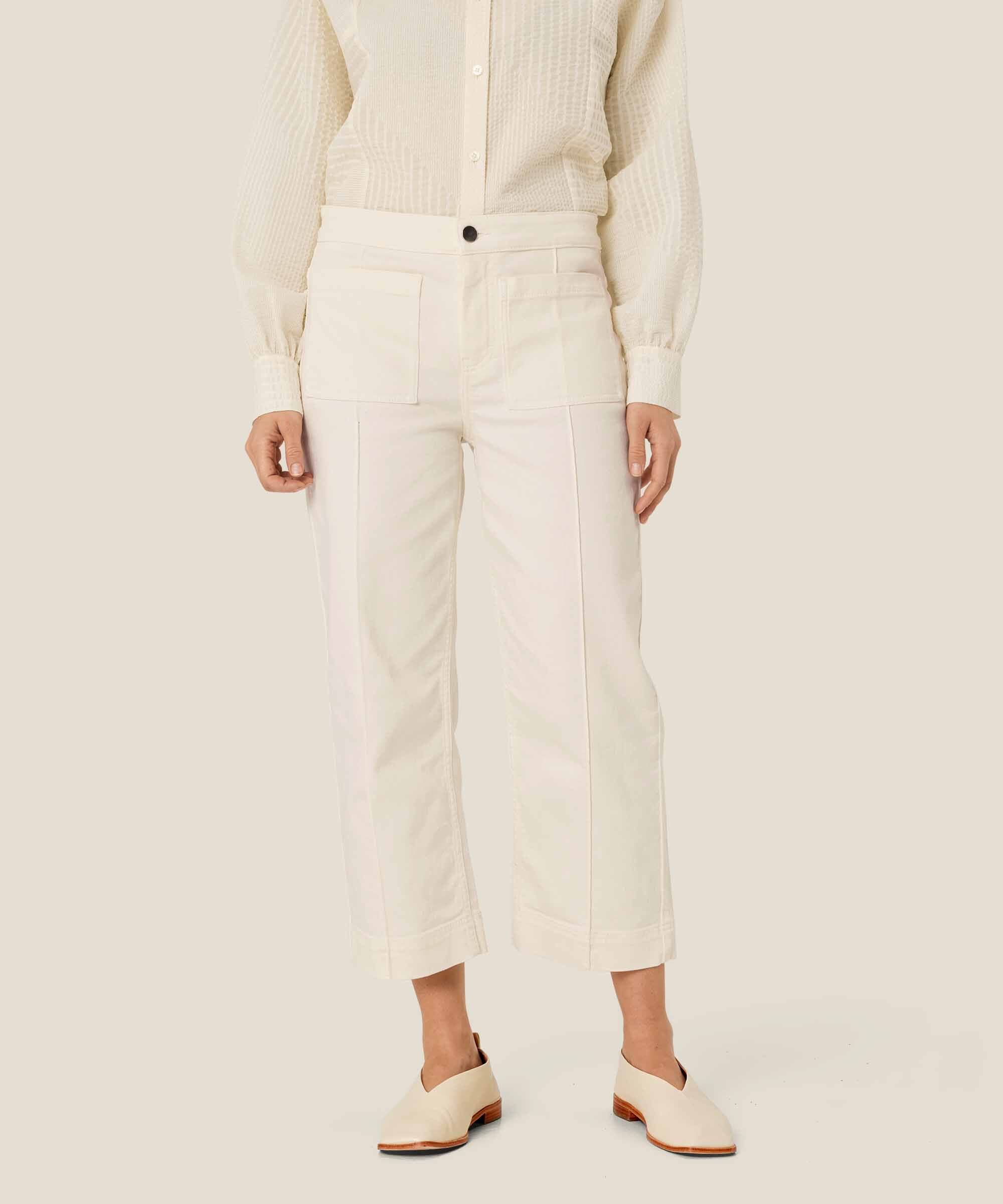 Kurze Jeans mit festem Bund und Taschen, Jet Stream