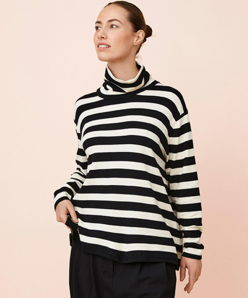 Flikka Pullover, Black/Whitec.
