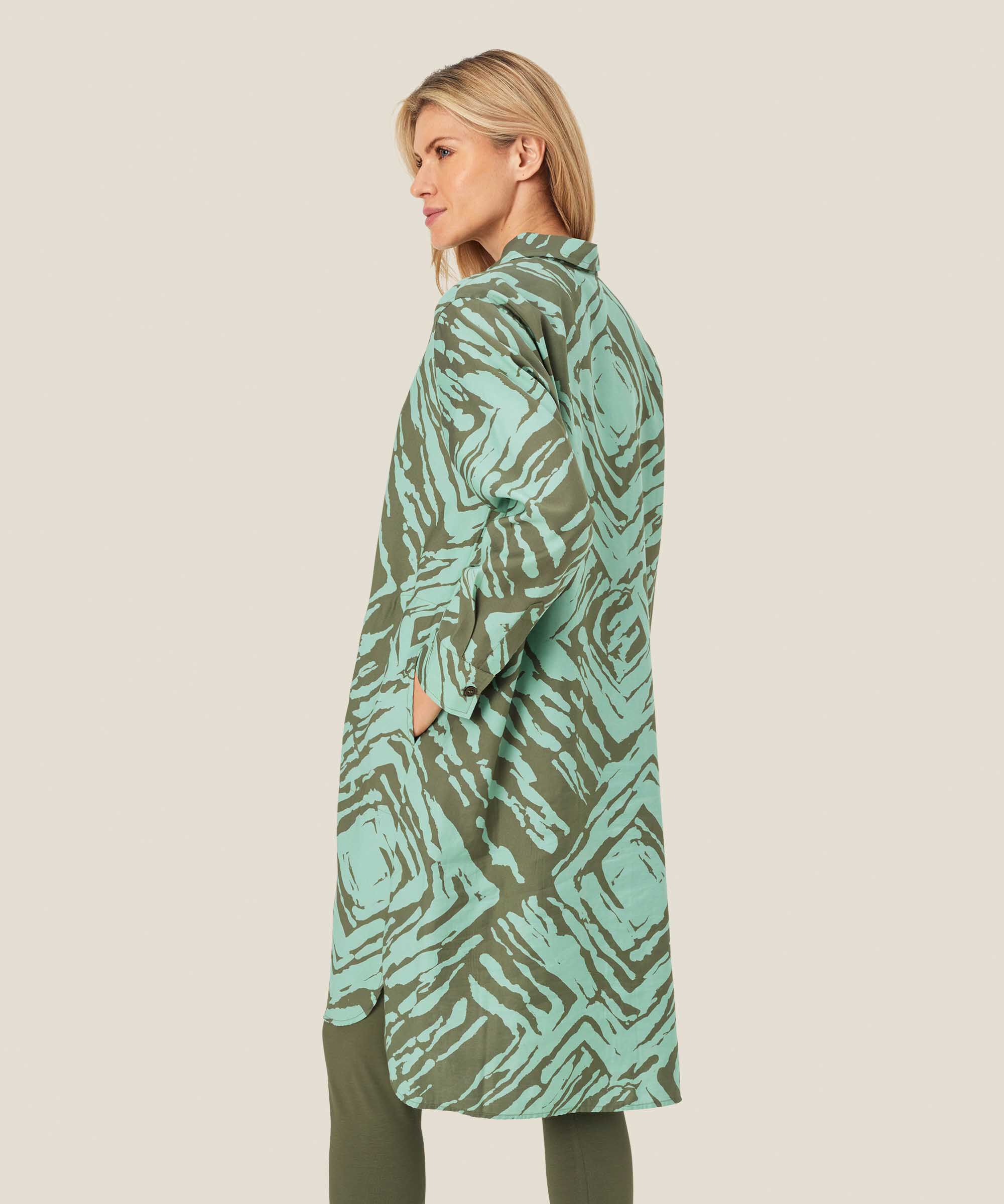 Bedrucktes Hemdkleid mit Eingrifftaschen, D. Lichen Green