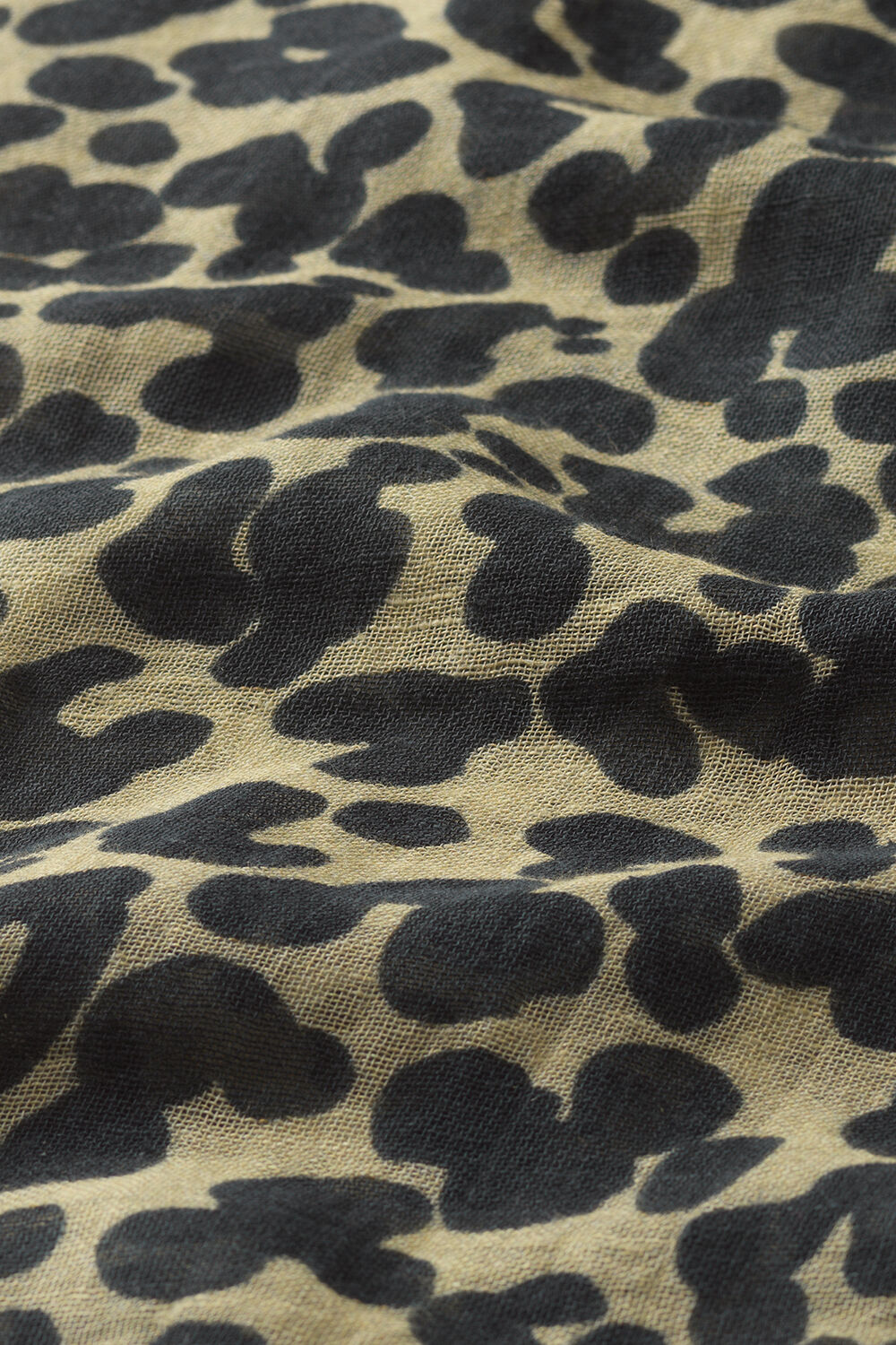 Azalea Tuch, Pale Khaki