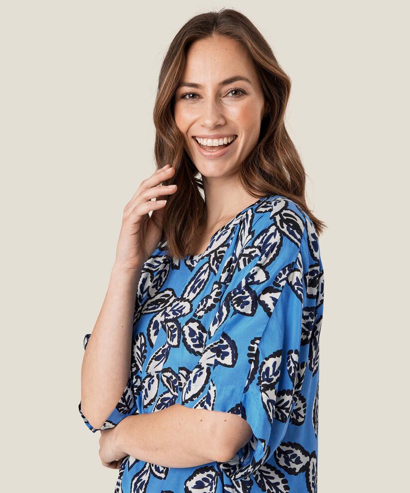 Nabi Kleid, Nebulas Blue