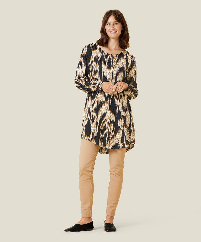 GLENVANA TUNIKA, Monk's Robe