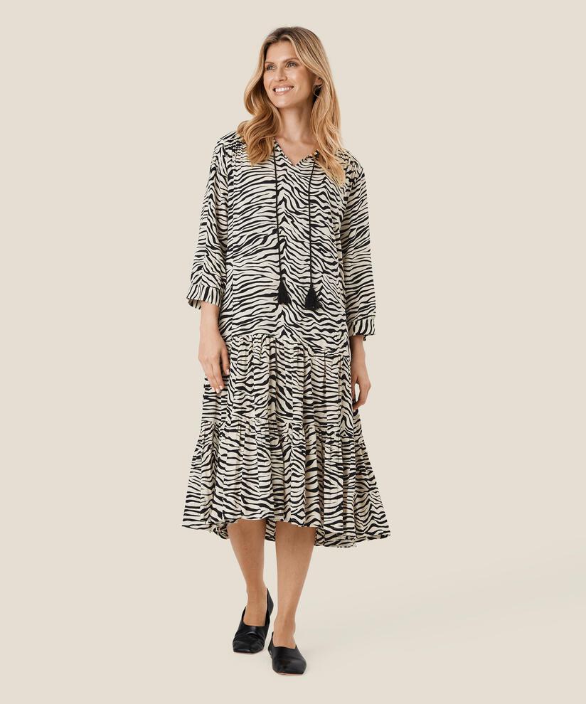 Nari Kleid, Whitecap