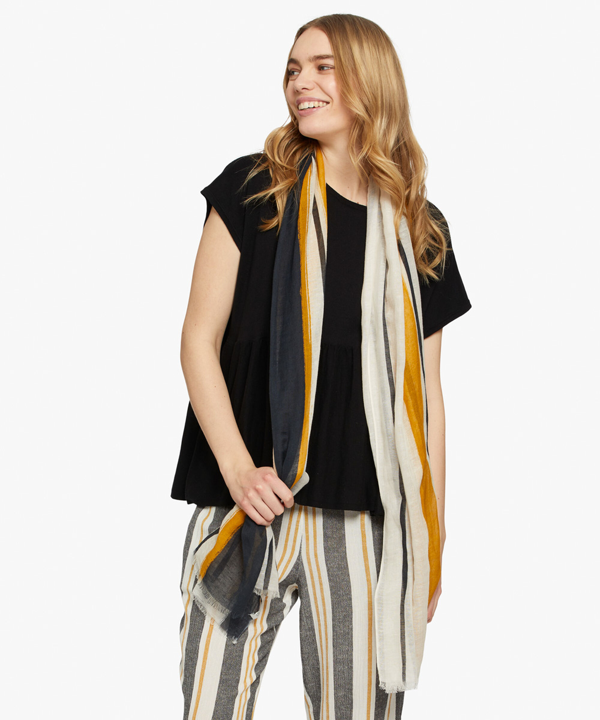 AERIS TUCH, Chai Tea