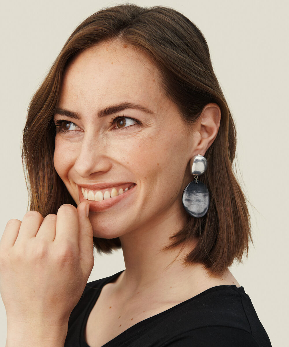 REVENA OHRRINGE, Black