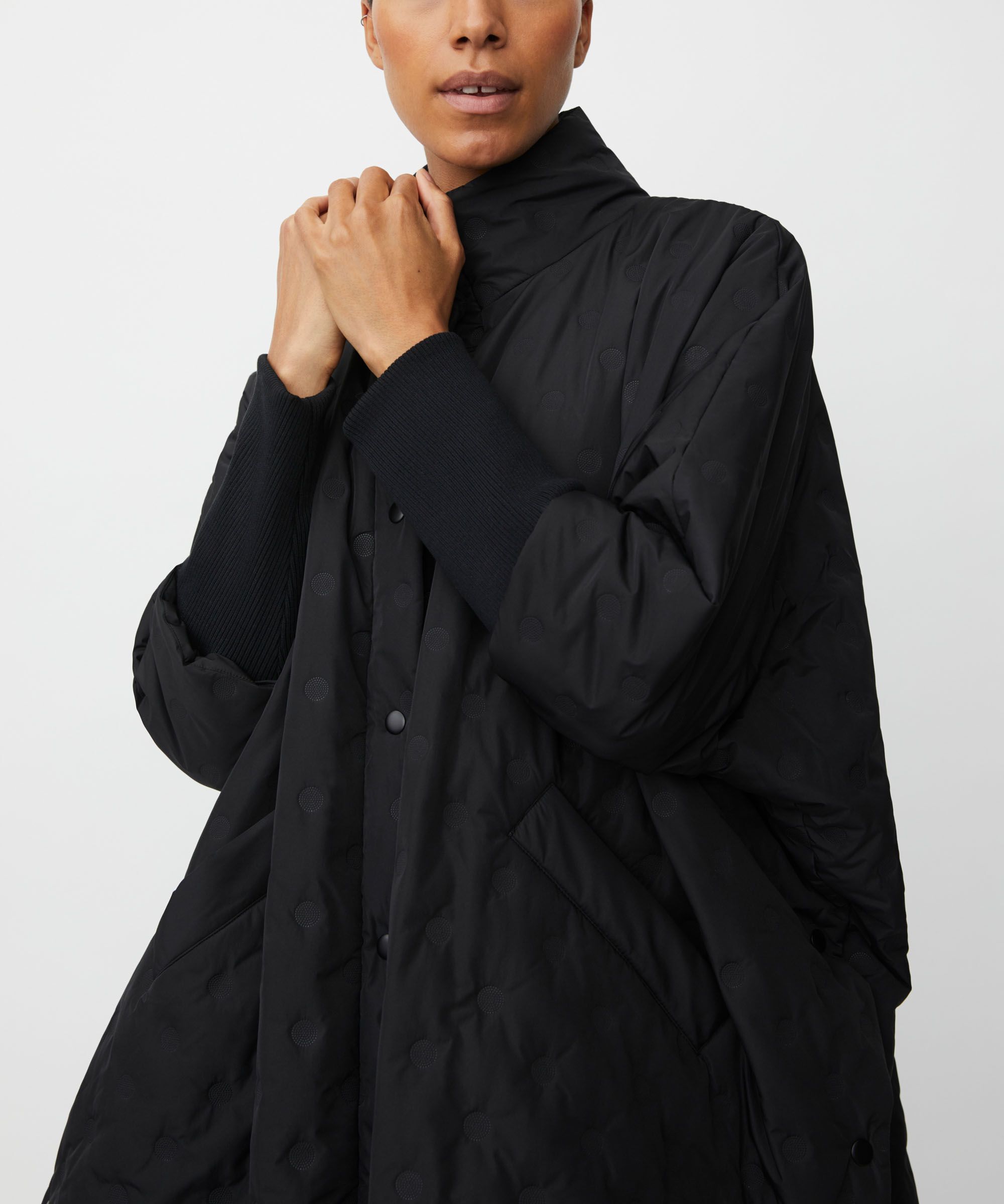 Übergangsmantel mit Knopfverschluss, Black