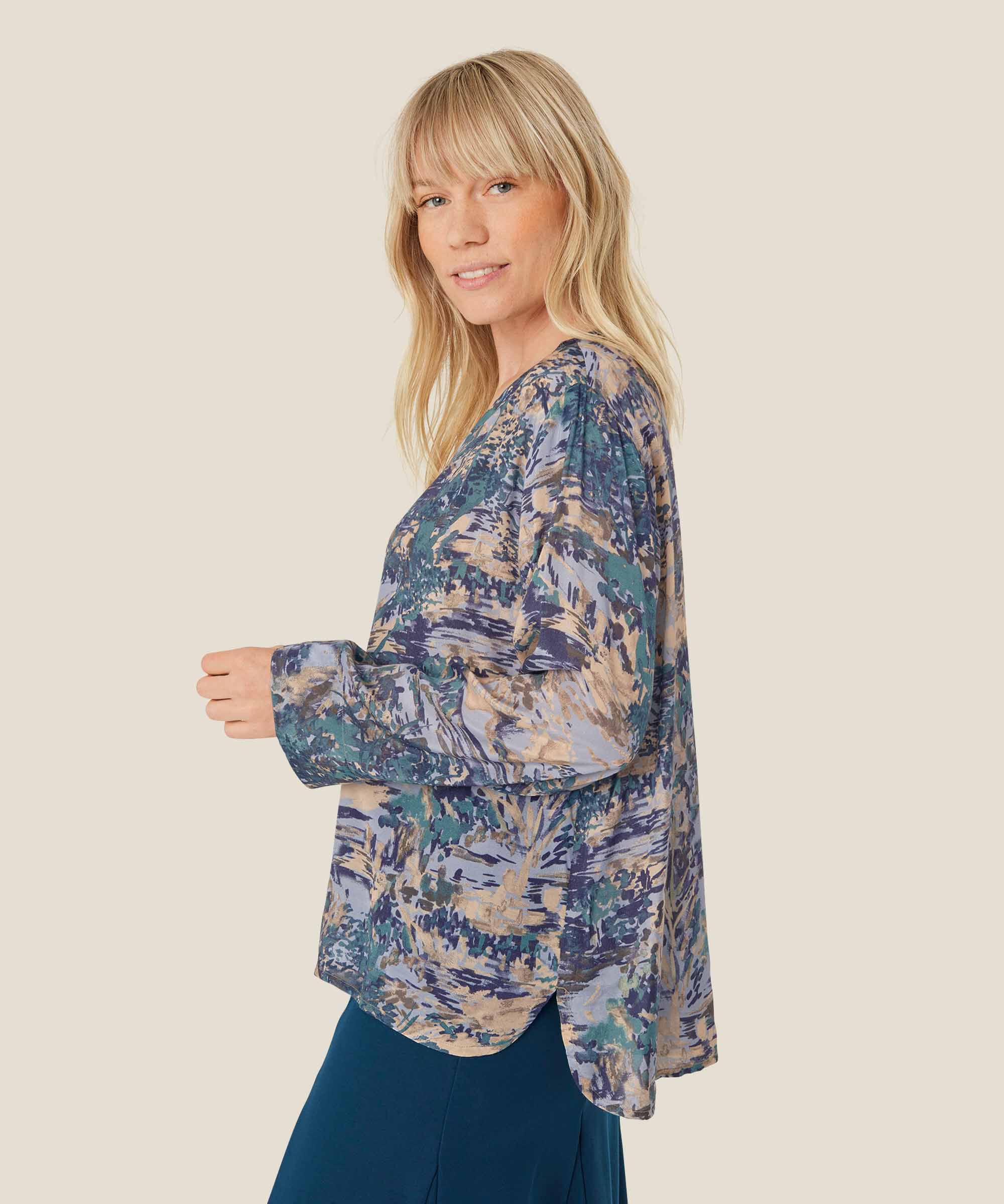 Viskosebluse mit V-Ausschnitt, Teal