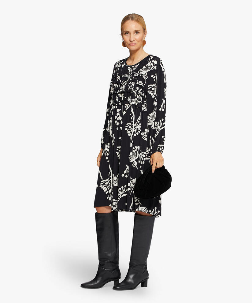 NITANA KLEID, Black