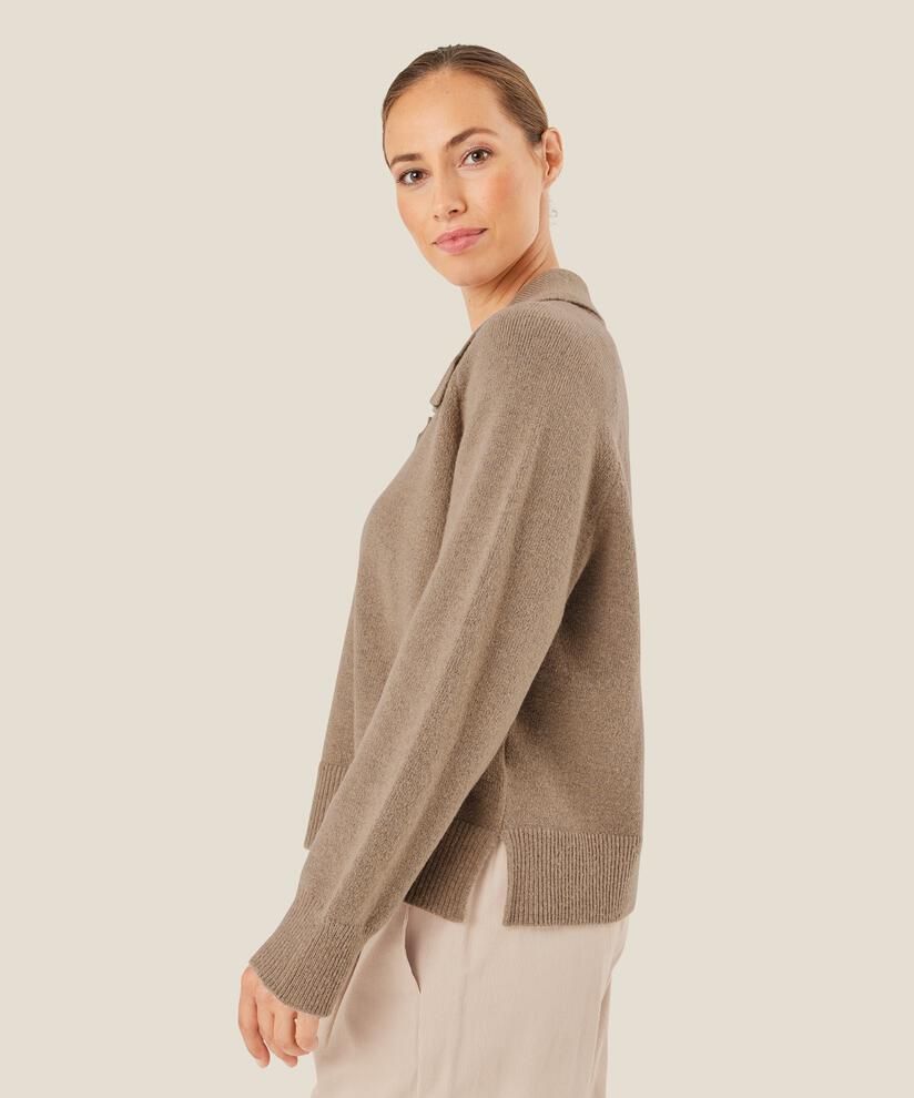 Strickpullover mit Kragen und Knöpfen, Mink melange