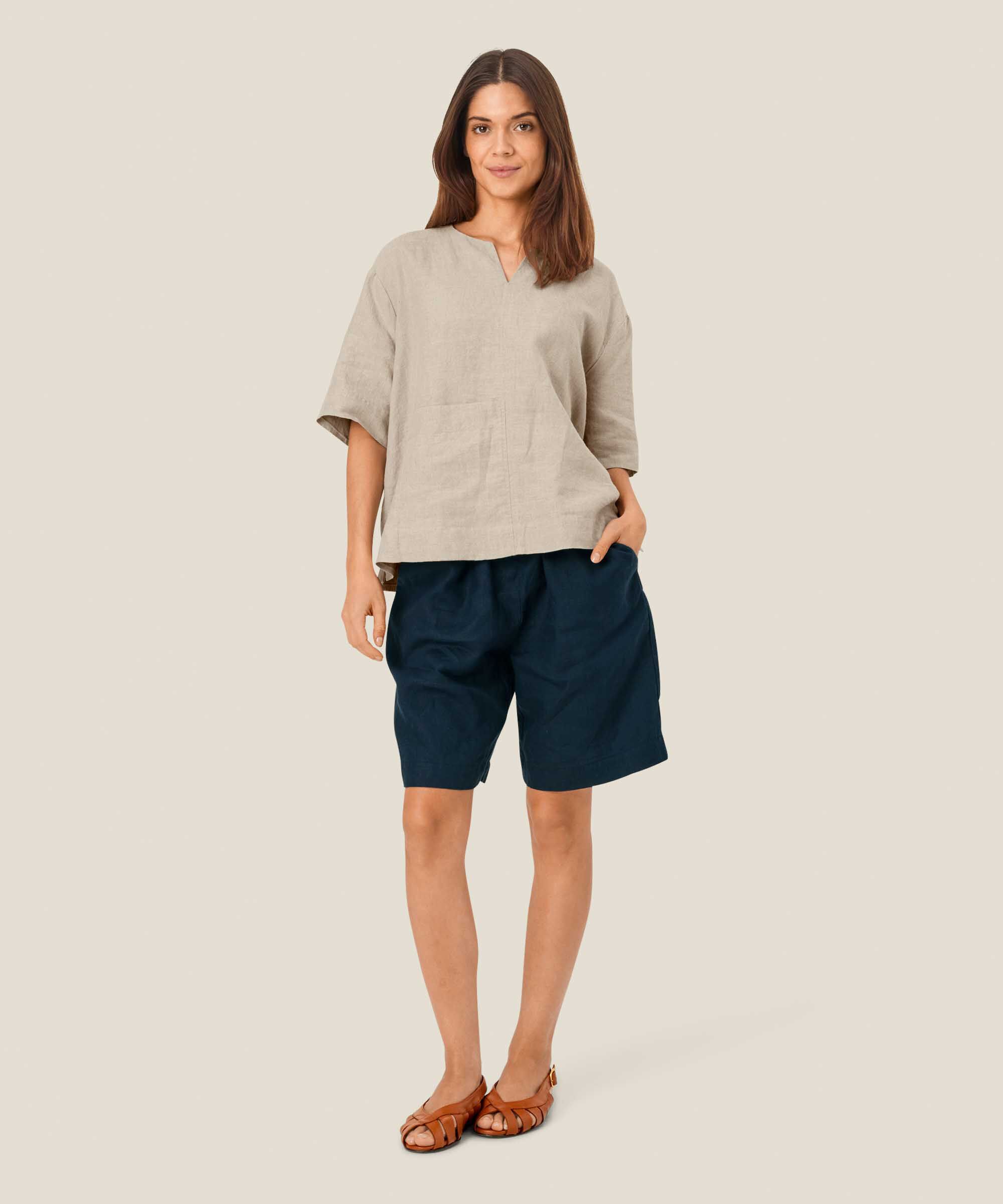 Bluse aus Leinen mit Vordertasche, Natural