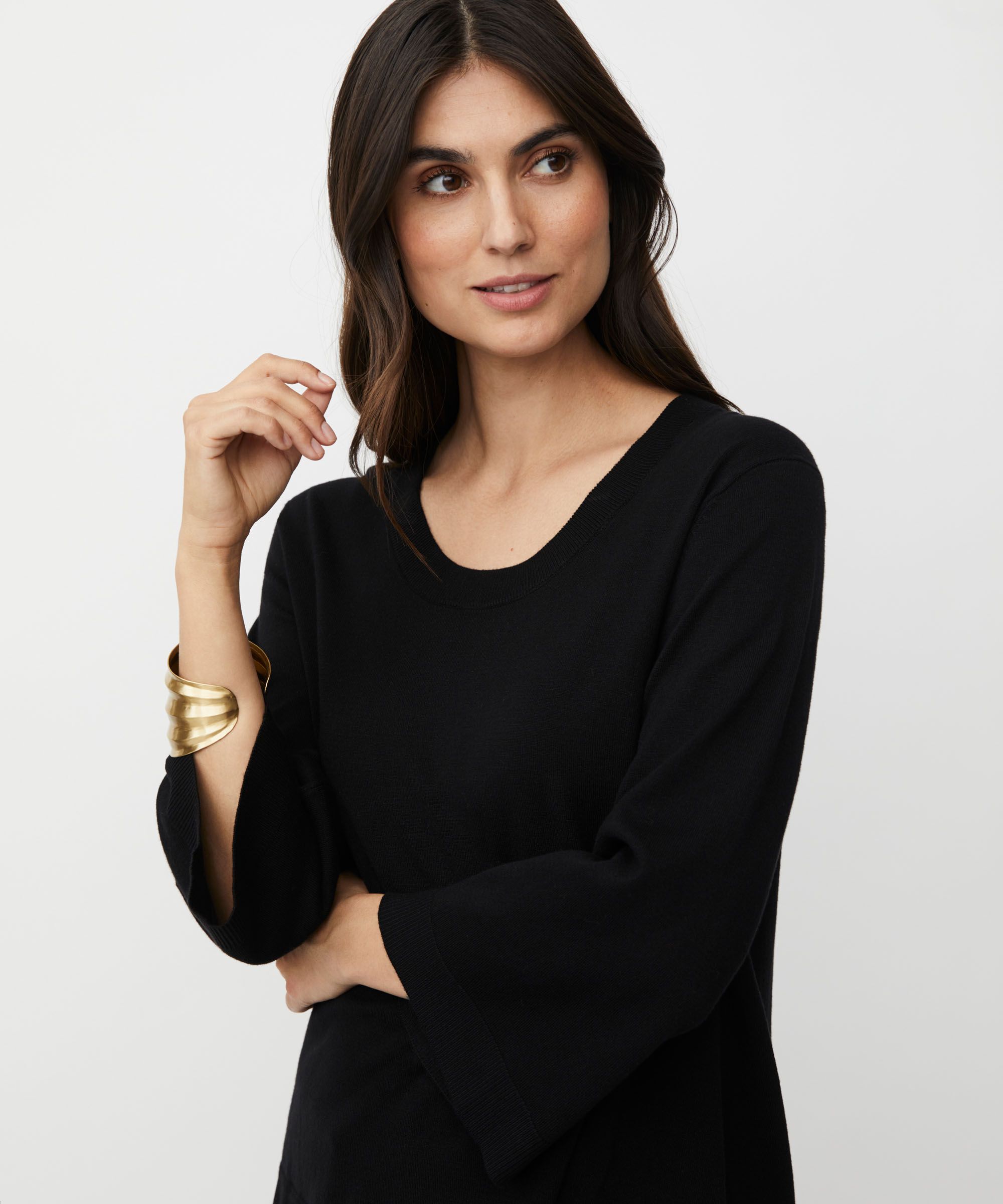 Strickpullover mit weiten Ärmeln und tiefem Rundhalsausschnitt, Black