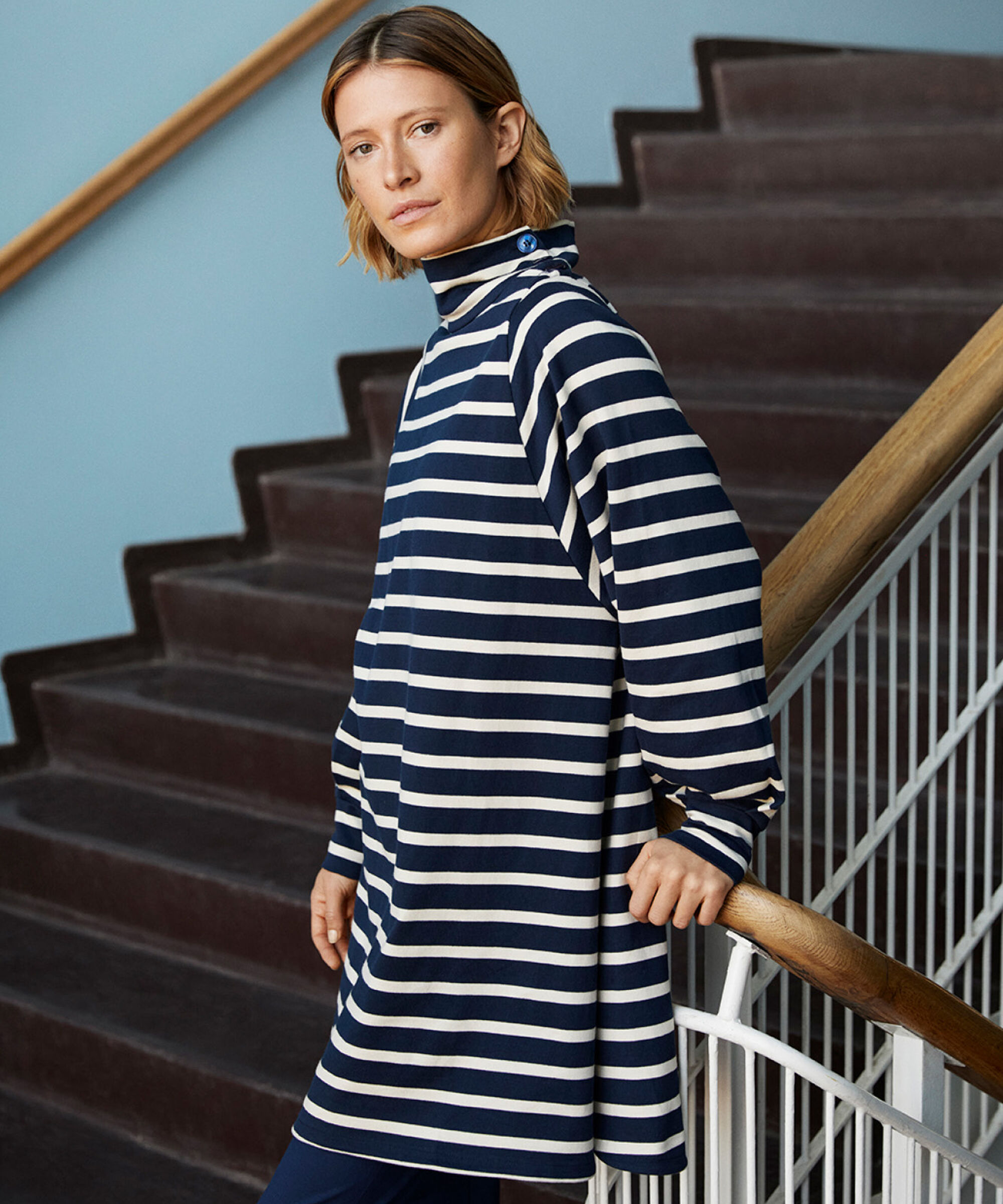 Nejanas JERSEY Kleid, Navy Blazer