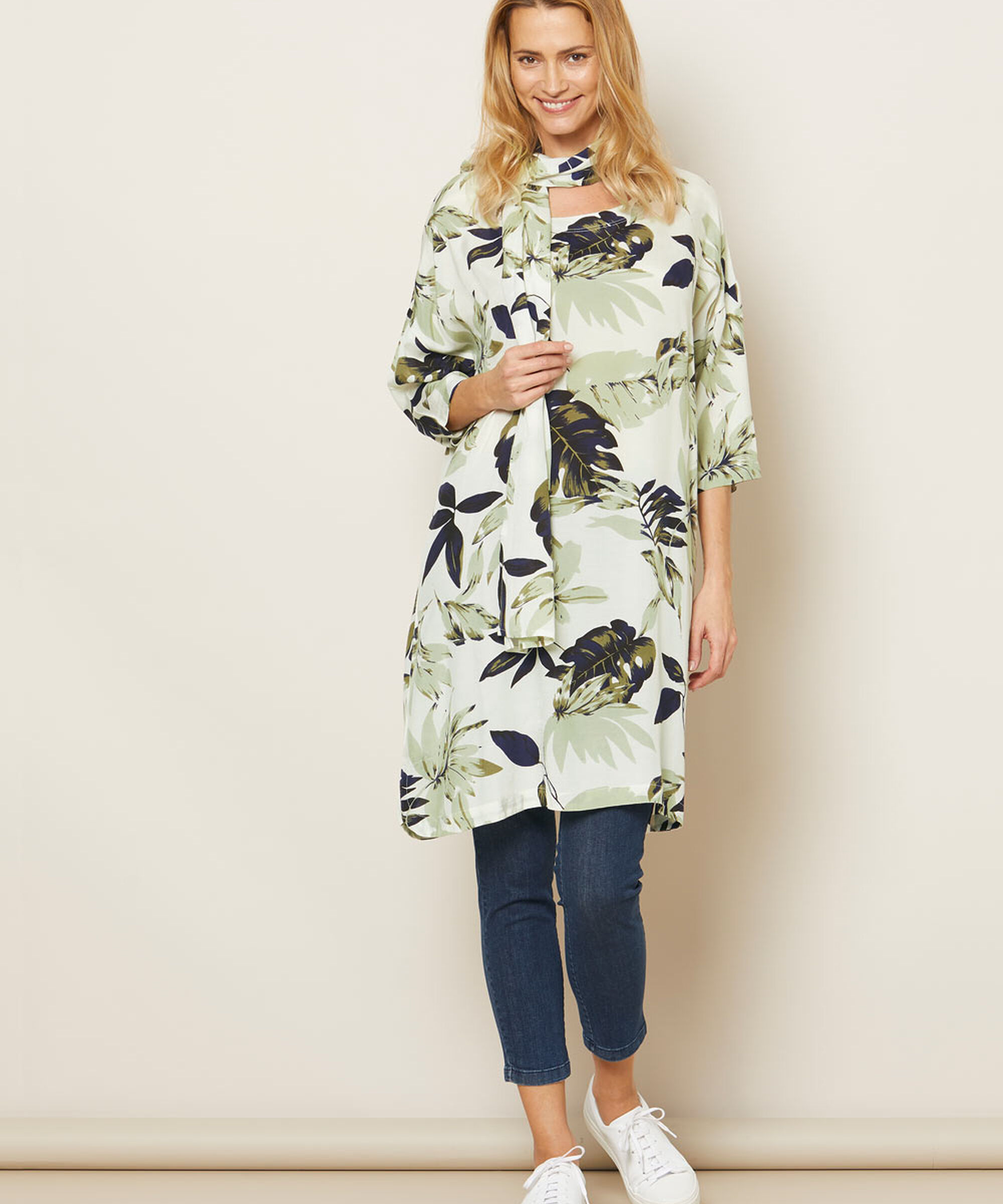 NADA KLEID, Desert sage