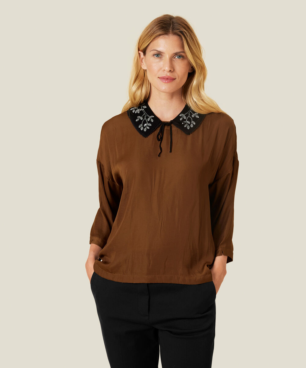 BECCA SHIRT, Monk's Robe