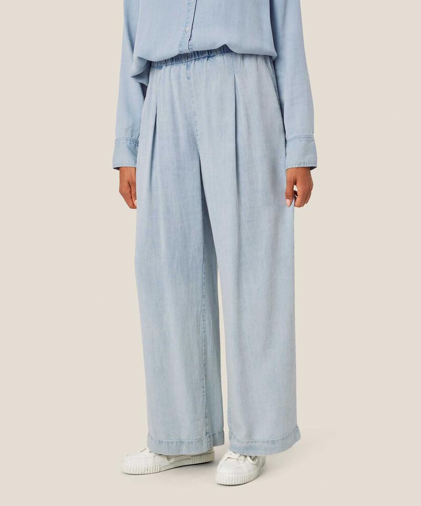 Weiche Jeanshose mit elastischem Bund und Eingrifftaschen, Light Denim