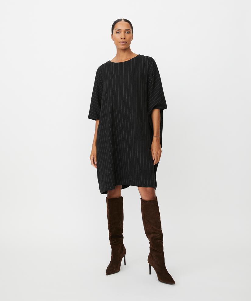 Nadelstreifen-Jerseykleid mit 3/4-Ärmeln, Black