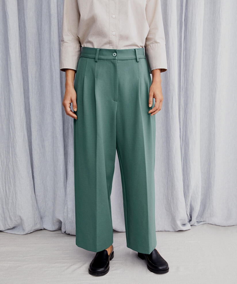 Hose aus Jersey mit weitem Bein und Eingrifftaschen, Balsam Green