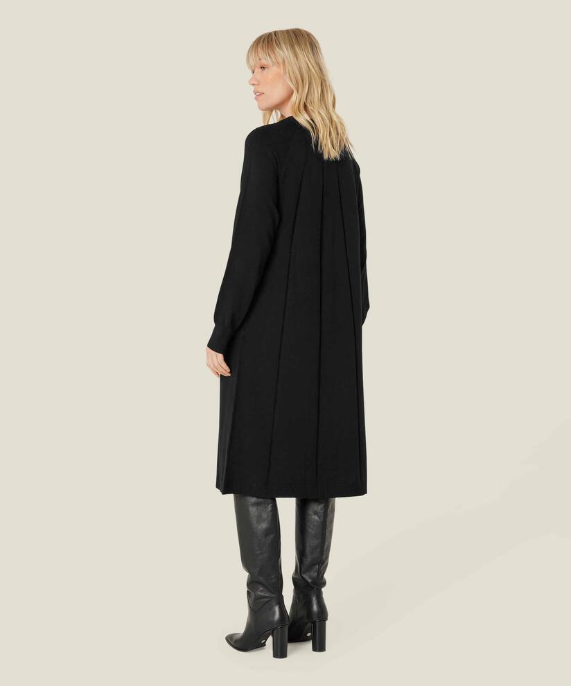 Feinstrickkleid mit langen Ärmeln, Black