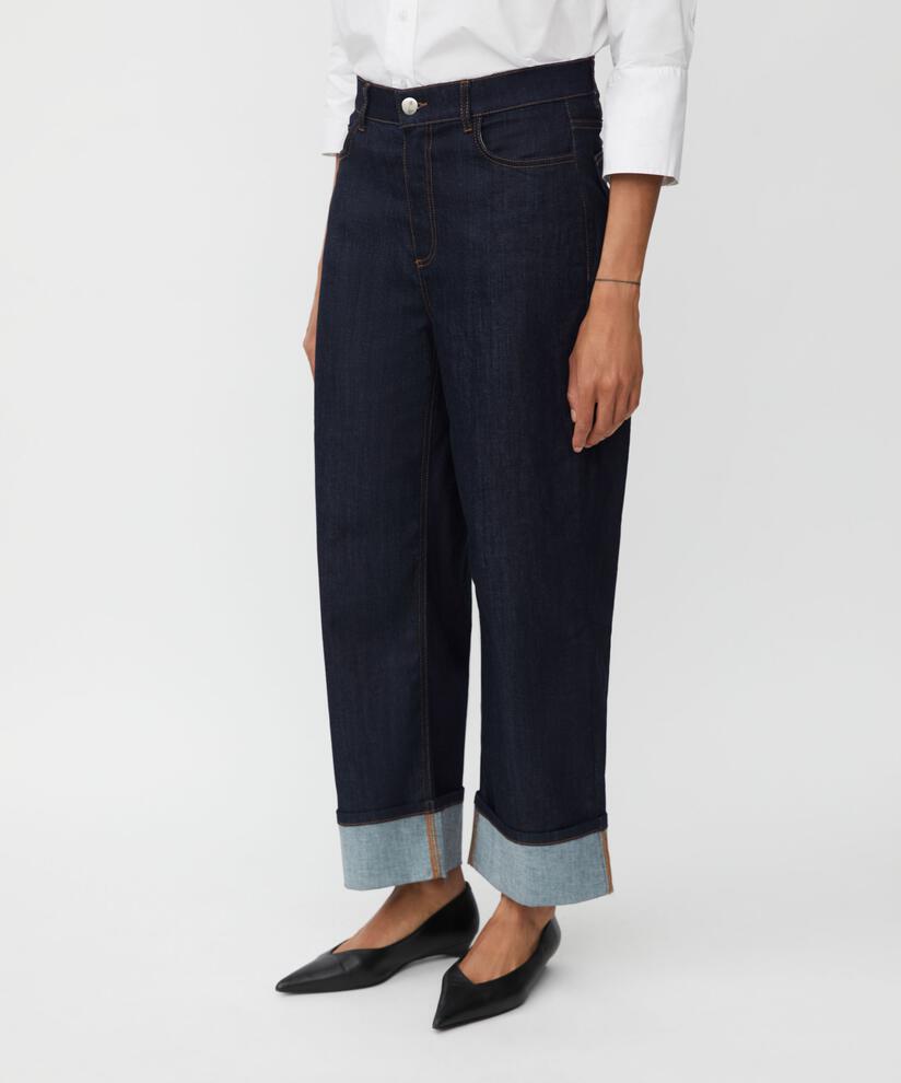 Jeans mit Stretch und Umschlag, Dark Denim