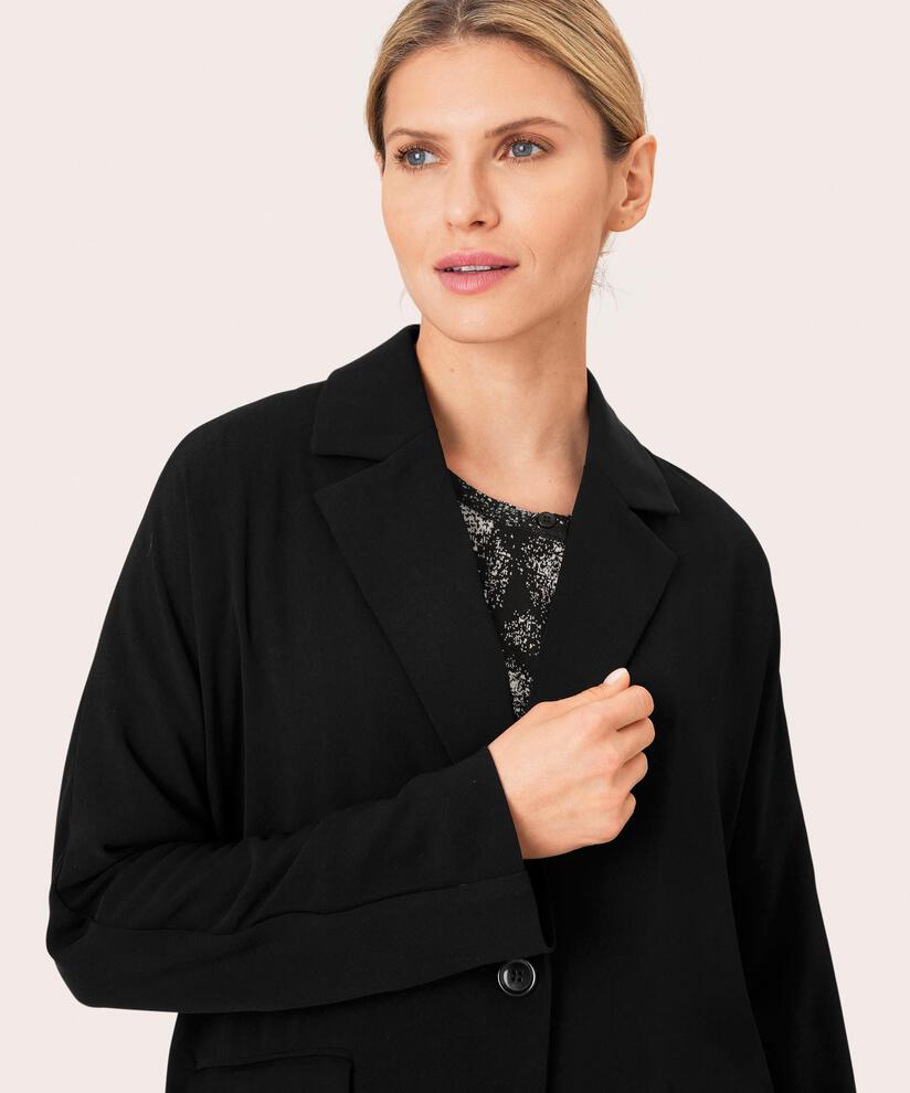 Jezebel Jacke, Black
