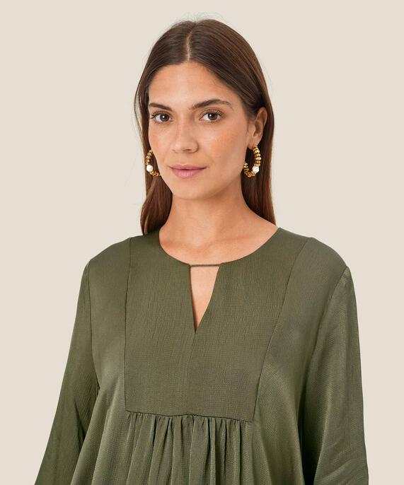 Ohrringe mit goldenen Perlen, Gold