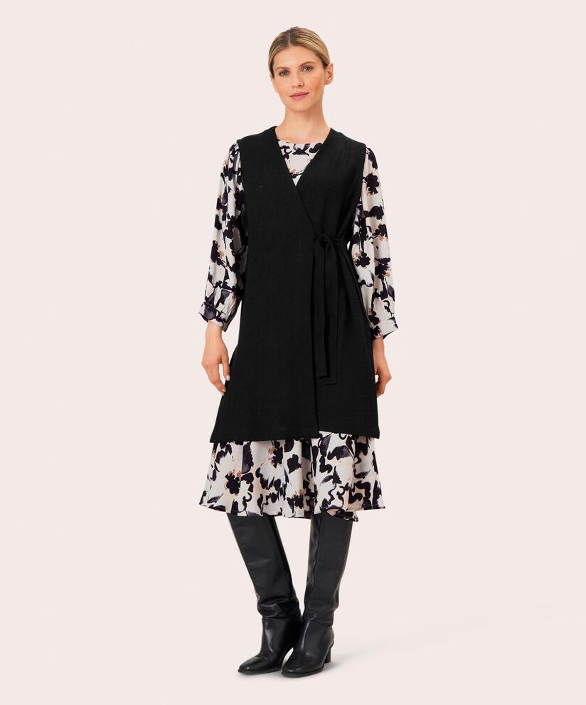 Jeogina Weste, Black
