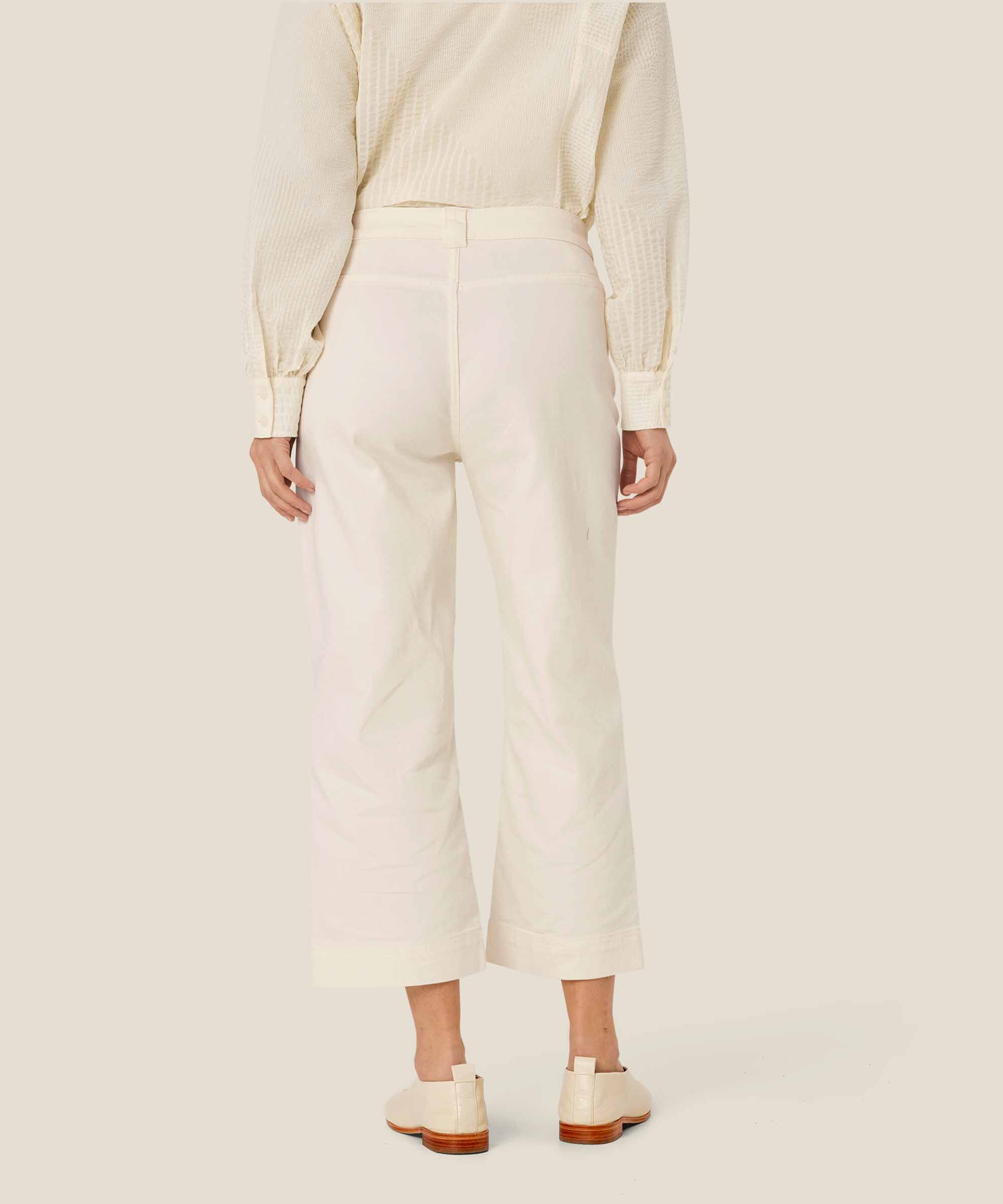 Kurze Jeans mit festem Bund und Taschen, Jet Stream
