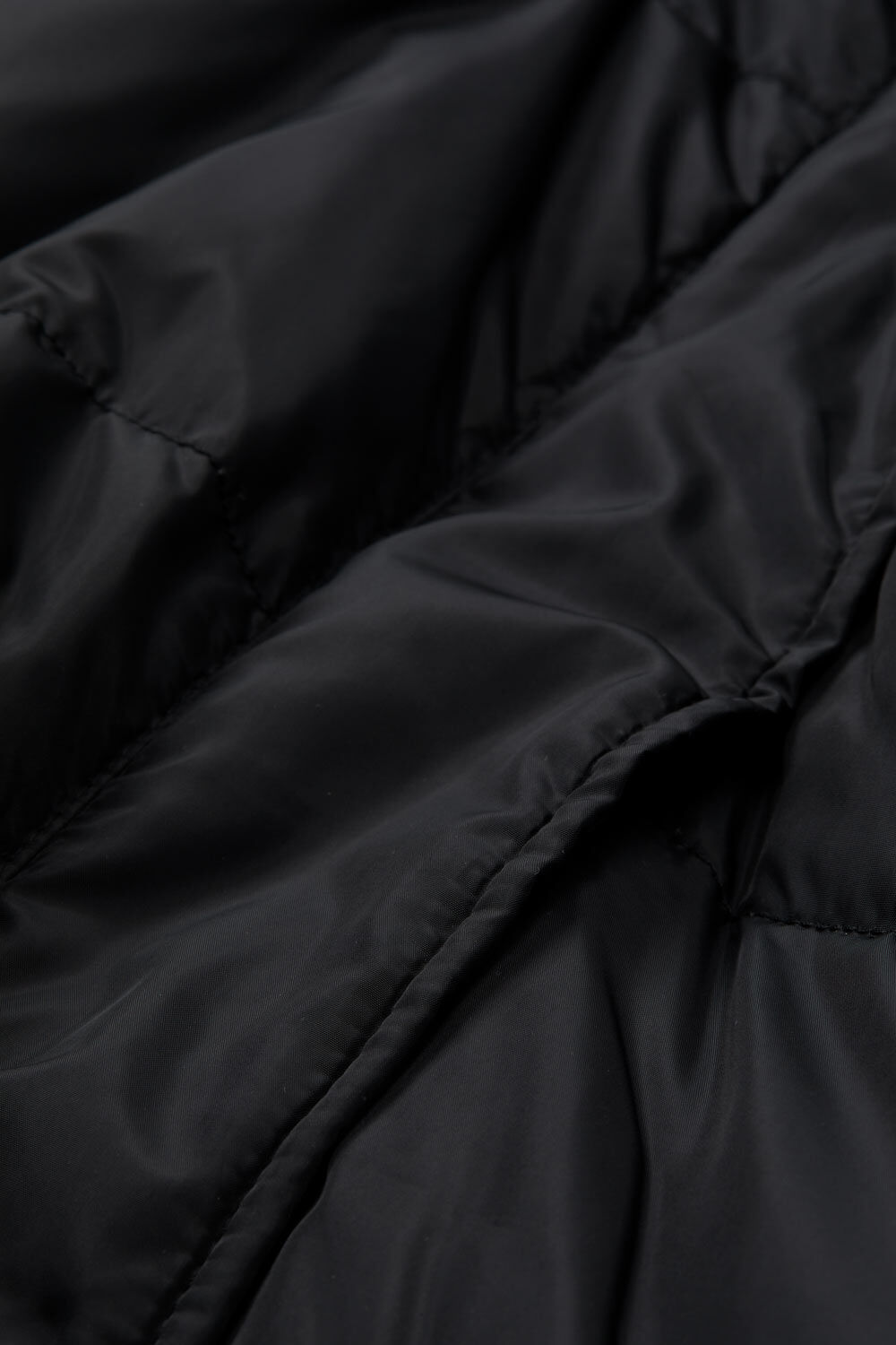 THILDE DAUNENMANTEL, Black