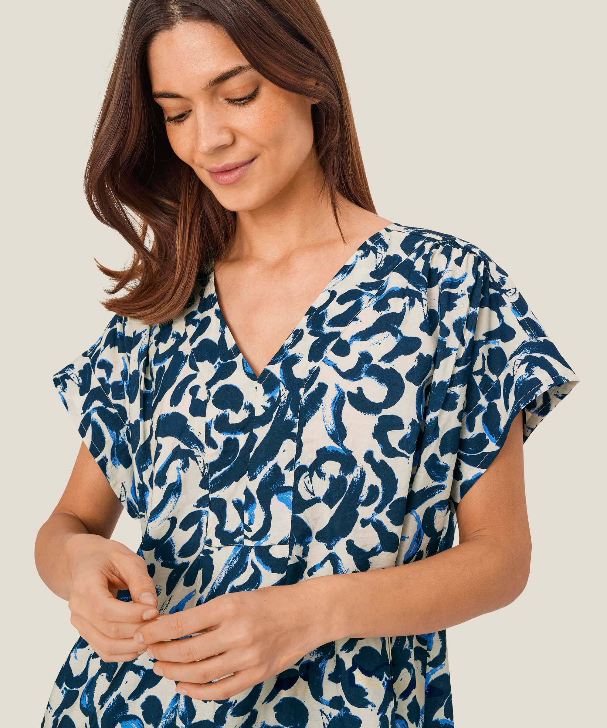 gemusterte Bluse aus Viskose, Ultramarine