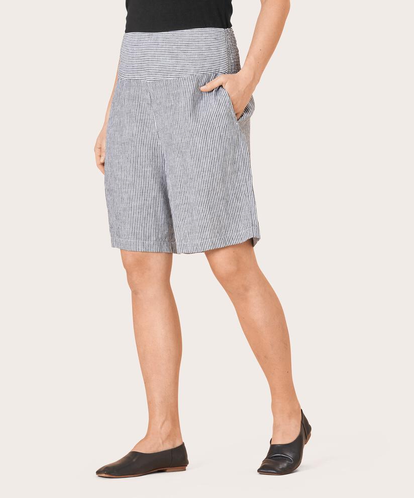 PINJA SHORTS, Black