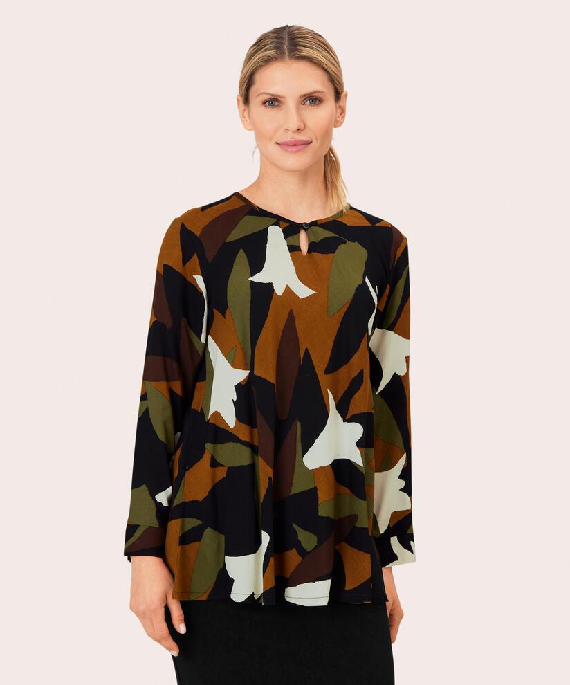 Danita Bluse, Monk's Robe