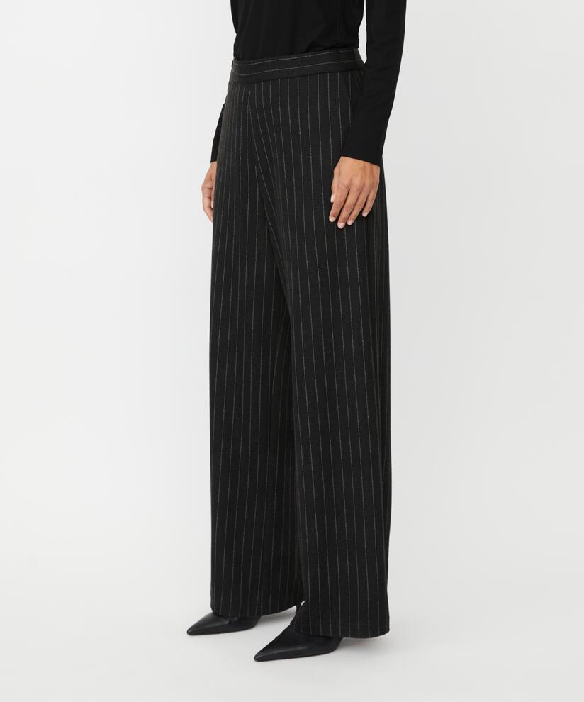 Jerseyhose mit Nadelstreifen, Black
